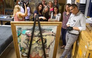 Картину Кунинга вернули в музей