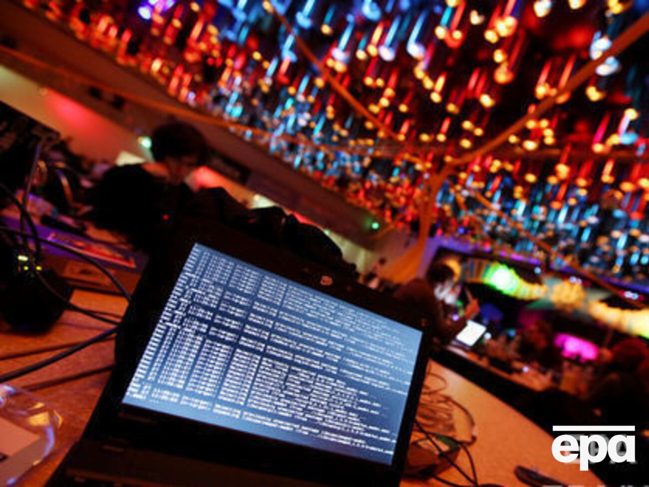 Хакеры из "Шалтай-Болтай" публиковали переписку российских высокопоставленных чиновников