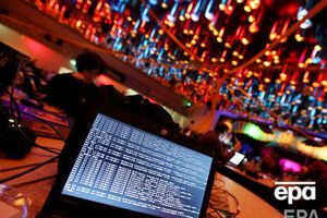 Хакеры из "Шалтай-Болтай" публиковали переписку российских высокопоставленных чиновников