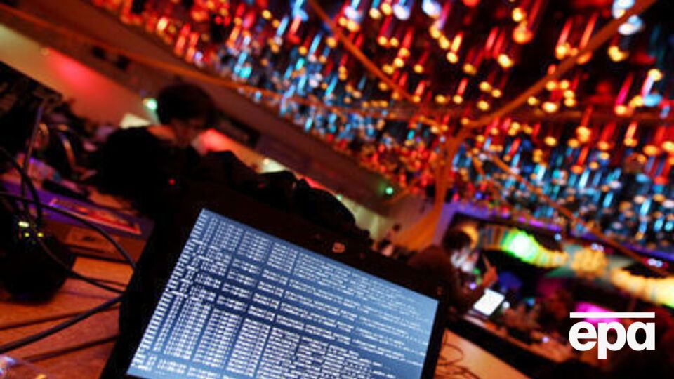 Хакеры из "Шалтай-Болтай" публиковали переписку российских высокопоставленных чиновников