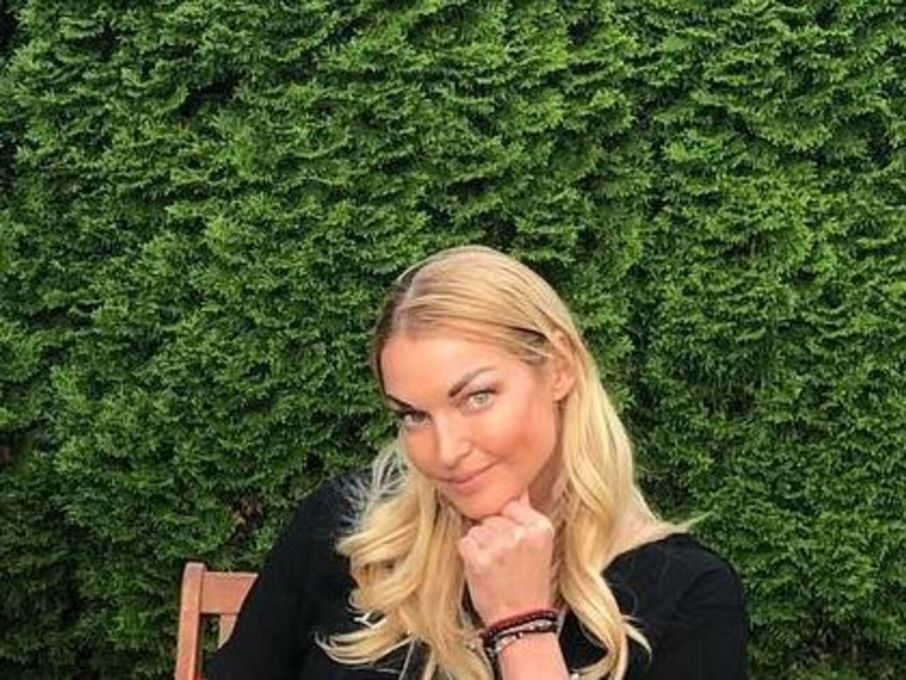 Волочкова акцентировала внимание на фигуре