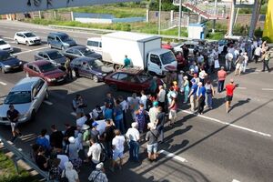 Жители Подгорцев 3 августа перекрыли Днепровское шоссе