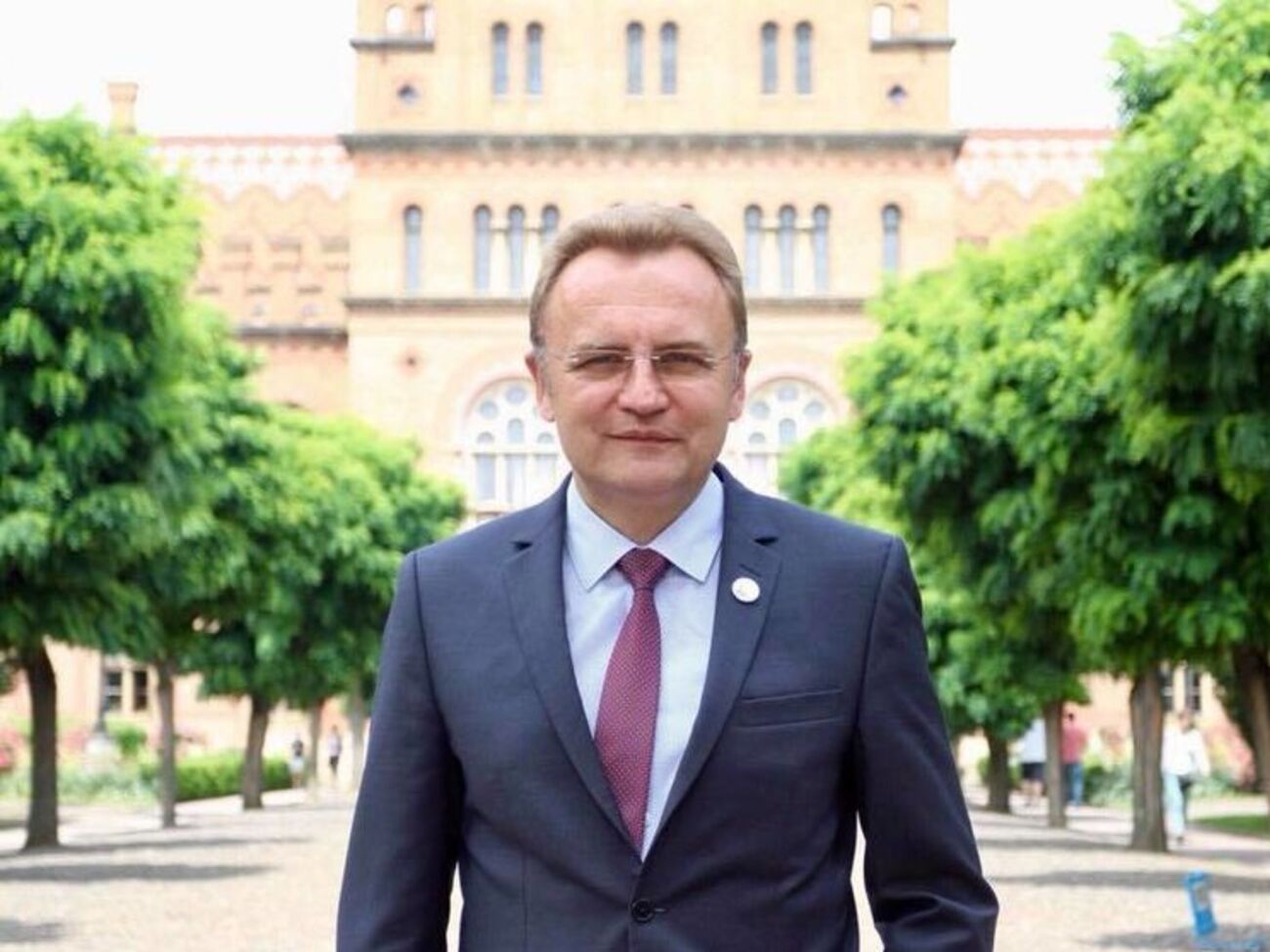 Садовий: Мешканцям Харкова чи Києва зручніше дістатись до Хургади чи Мальорки, ніж до термалів Берегового чи гірськолижних витягів Кострини