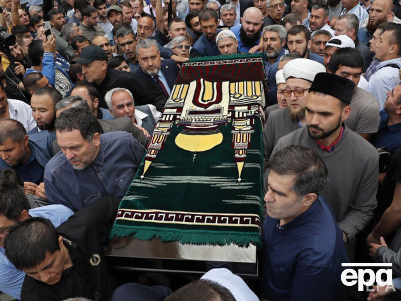 С Джемалем прощались в Соборной мечети Москвы