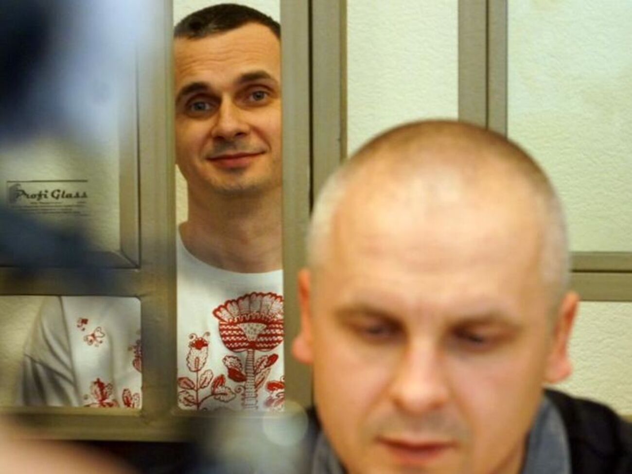 Сенцов і Дінзе на судовому засіданні