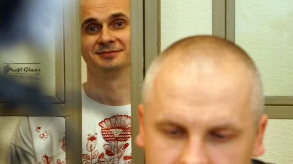 Сенцов і Дінзе на судовому засіданні