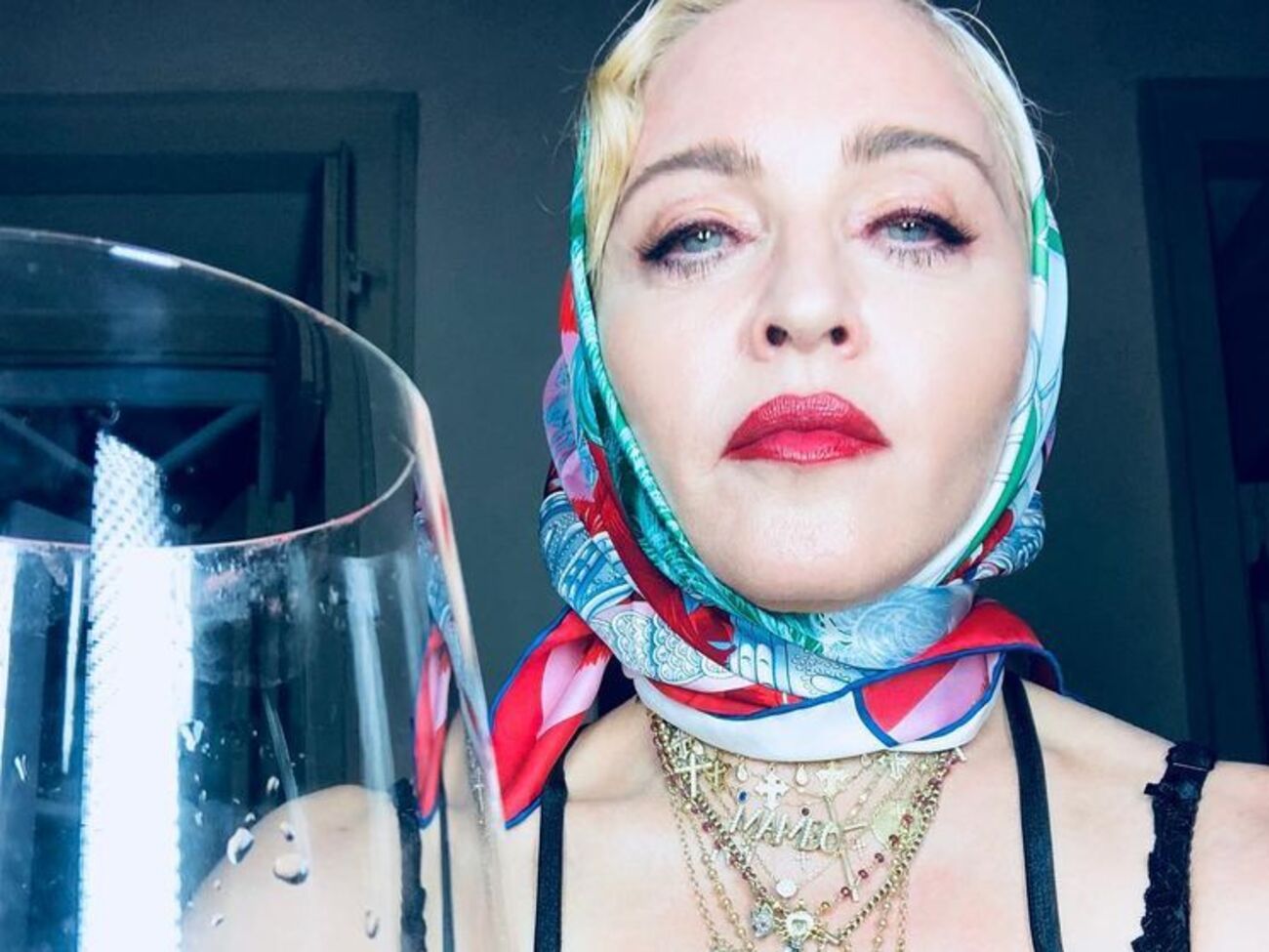 Мадонна:&nbsp;Важно остановиться и понюхать розы