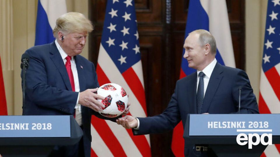 Сенаторы требуют от Трампа более жесткой позиции по отношению к РФ