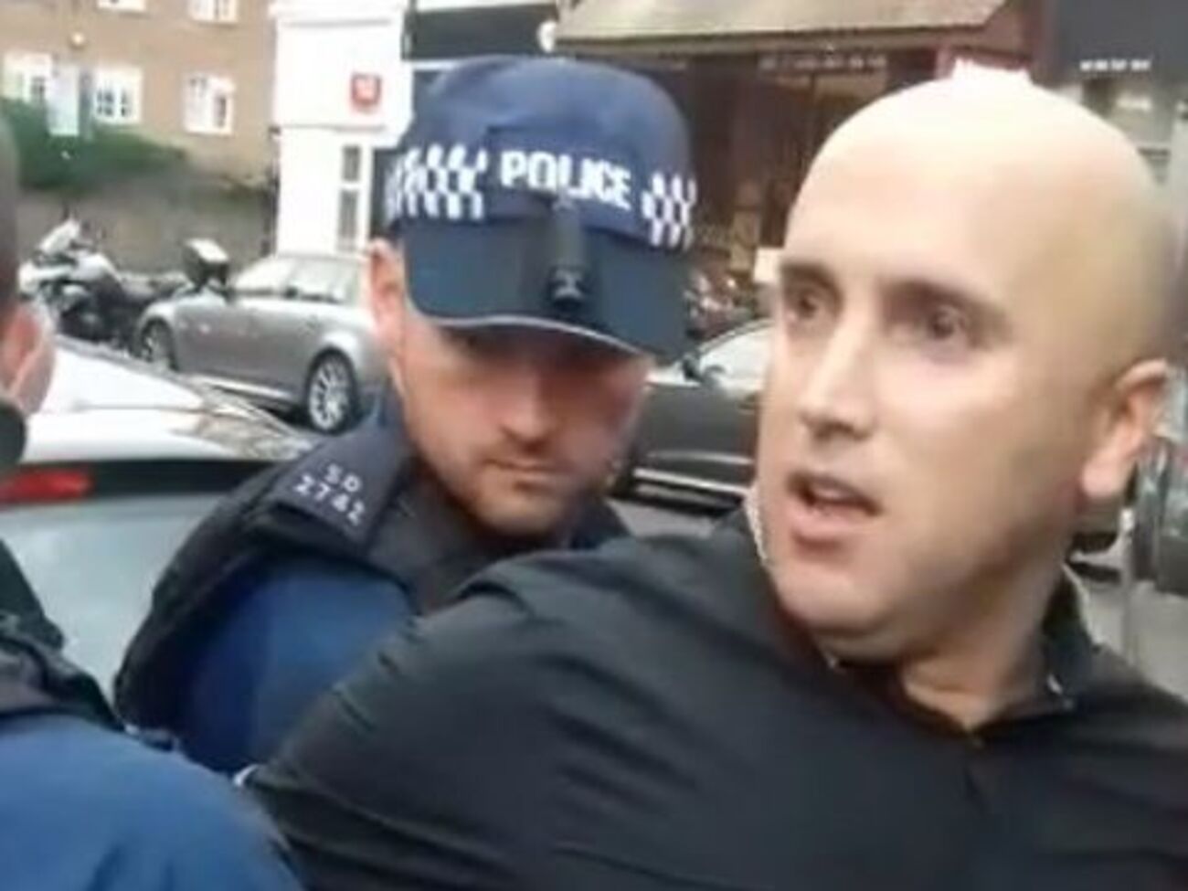 7 августа Филлипс ворвался в посольство Грузии