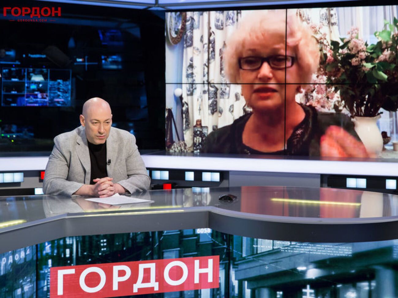 Нарусова: Это менталитет нашего человека, внешняя опасность мобилизует и заставляет людей консолидироваться