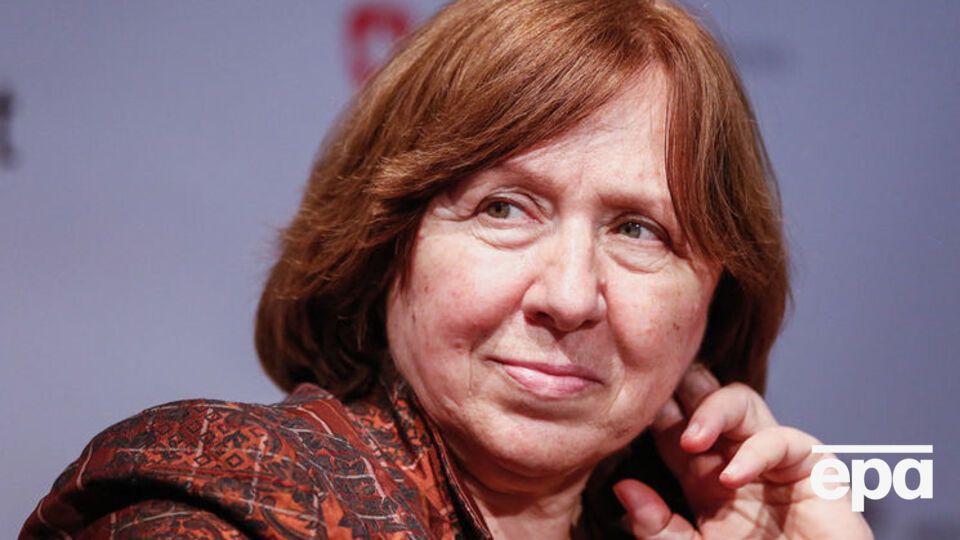 Алексиевич: Всегда чувствовала в себе украинскую кровь