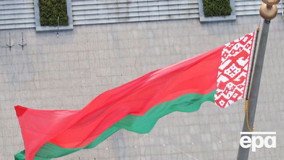 У Білорусі проходять обшуки і допити журналістів