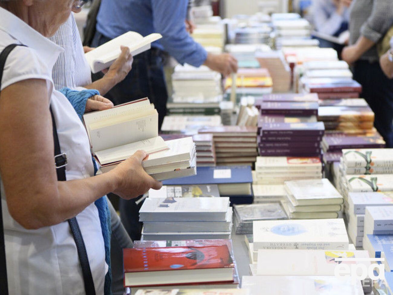 Обмеження для книг антиукраїнського змісту діють із січня 2017 року