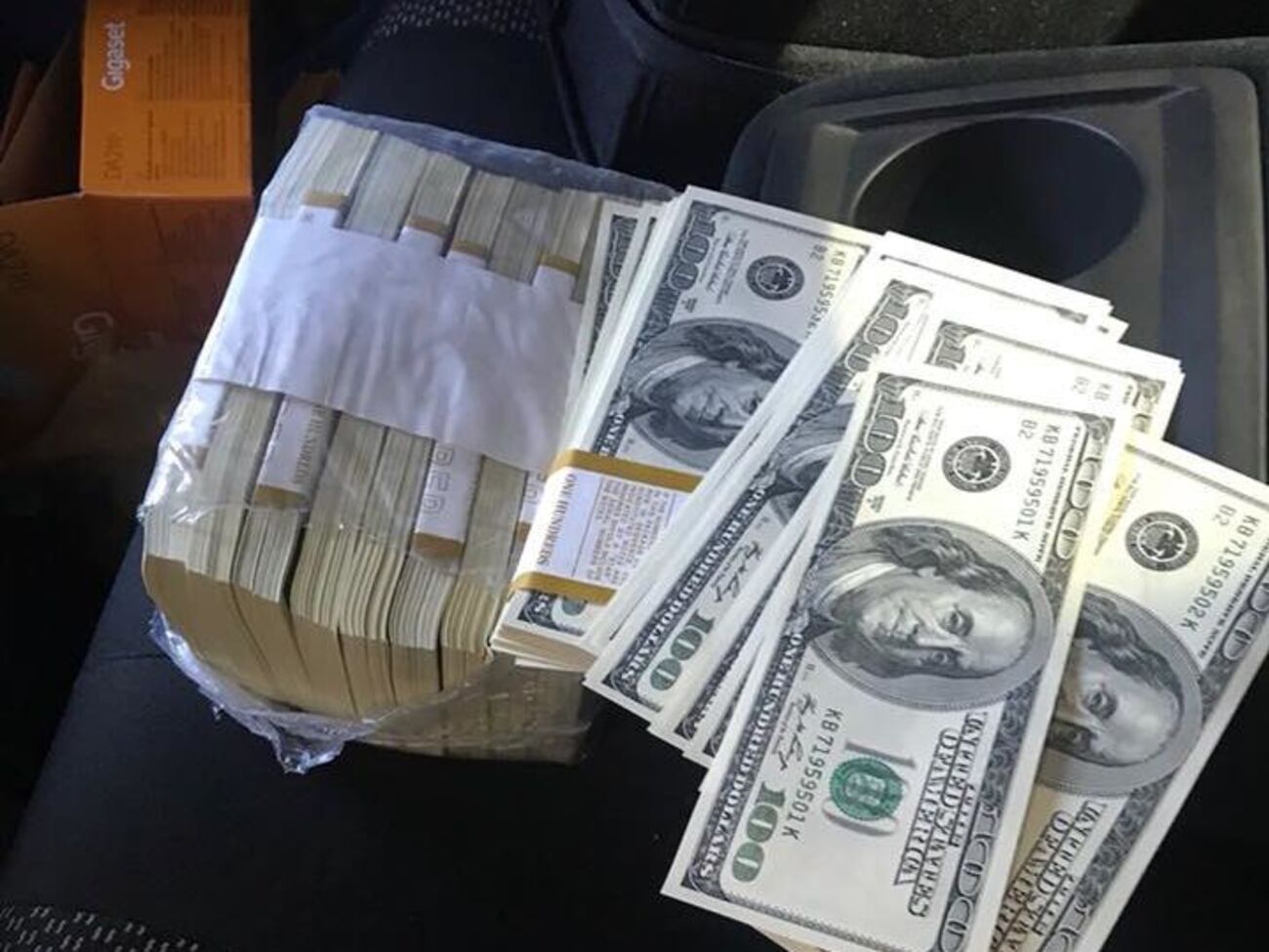 Сьогодні стало відомо про затримання Тамразова під час спроби дати хабар