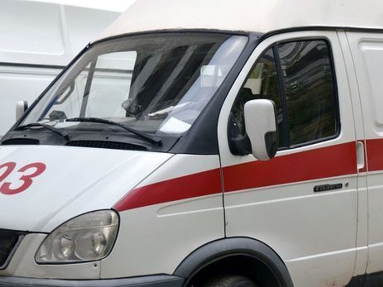 Чоловік загинув, зірвавшись зі стіни будівлі