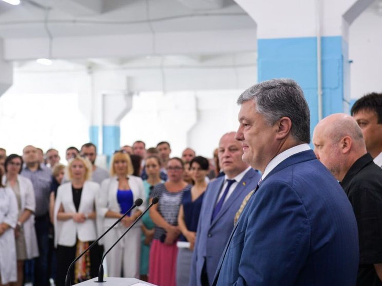 Порошенко: Конституційні зміни &ndash; це щеплення від тих, хто все ще думає петляти