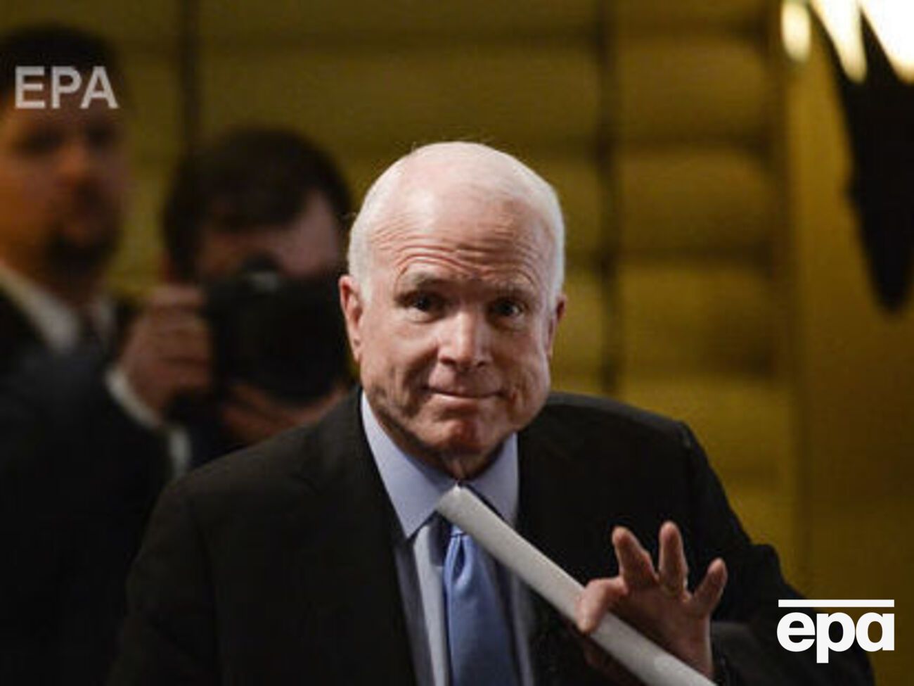 Маккейн закликав стежити за введенням санкцій у дію