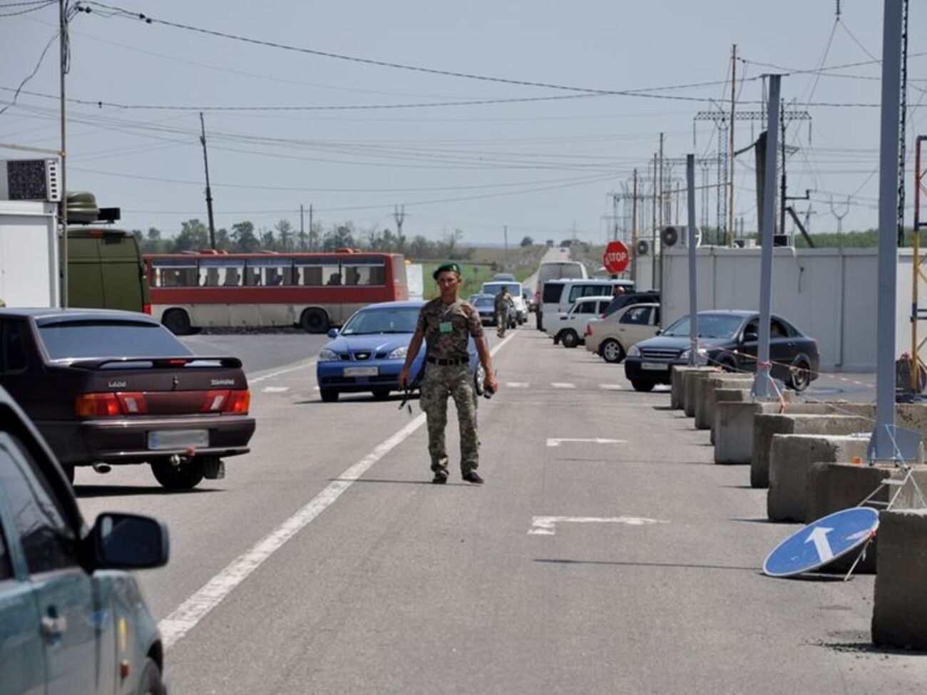 У Держприкордонслужбі України заявили, що з Донецька не випускають людей на підконтрольну уряду України територію