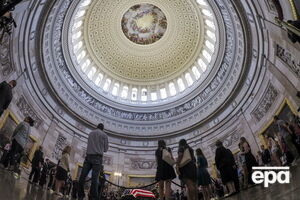 В вашингтонском Капитолии попрощались с сенатором Маккейном. Фоторепортаж