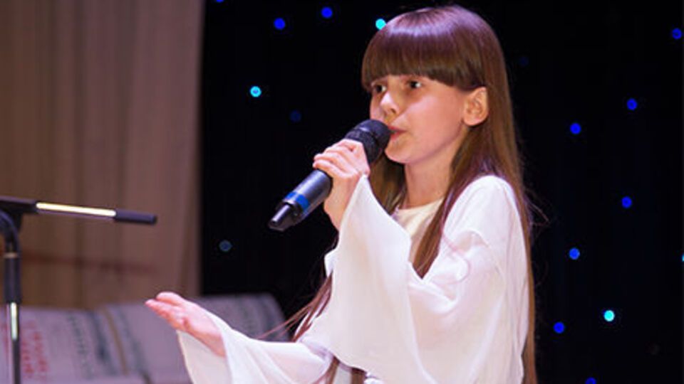 Красновецька займається вокалом із шести років
