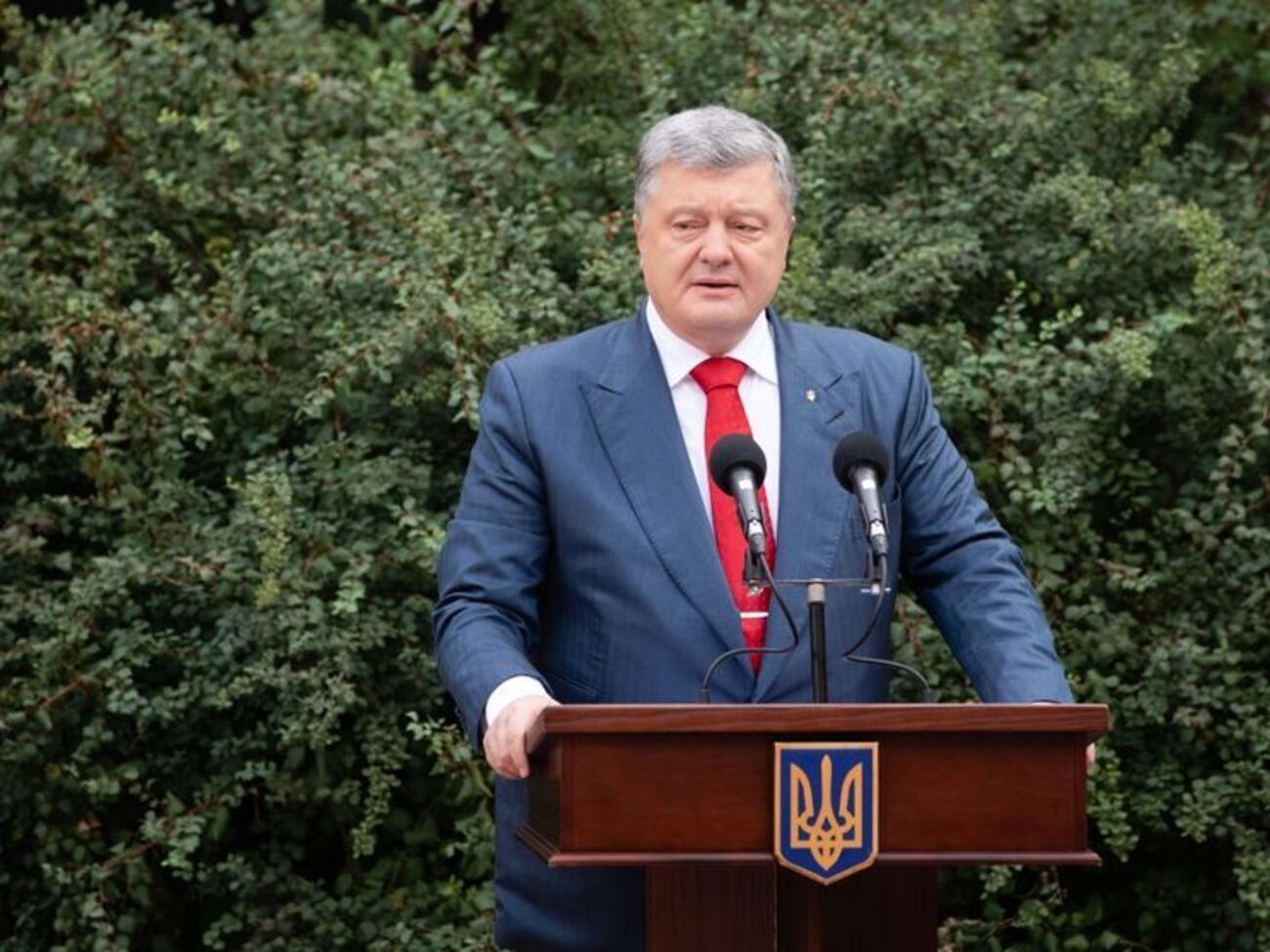 Порошенко продовжив осінній призов до зими