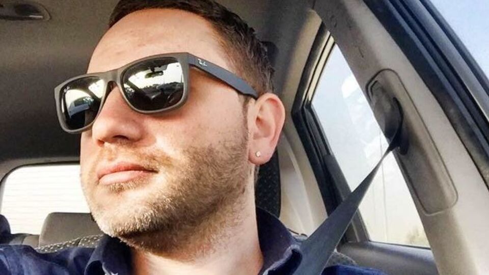 Бонен залишив прощальне повідомлення у Facebook