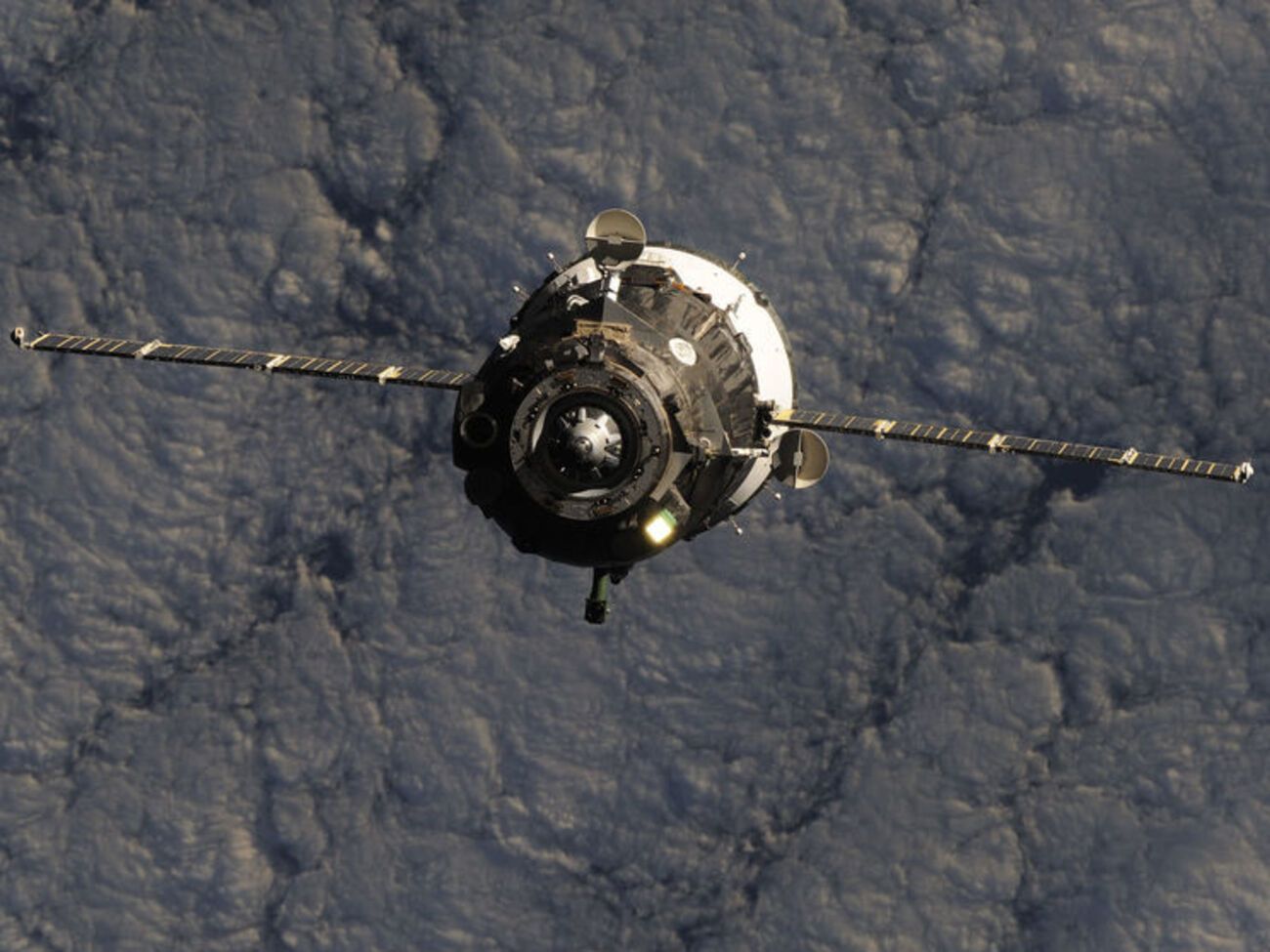 Отвір виявили в кораблі "Союз"