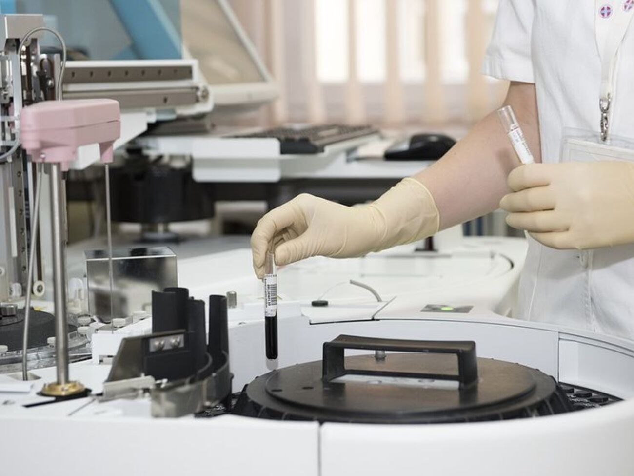 Загалом за період із 1-го до 7 вересня з навколишнього середовища було відібрано і досліджено 115 проб