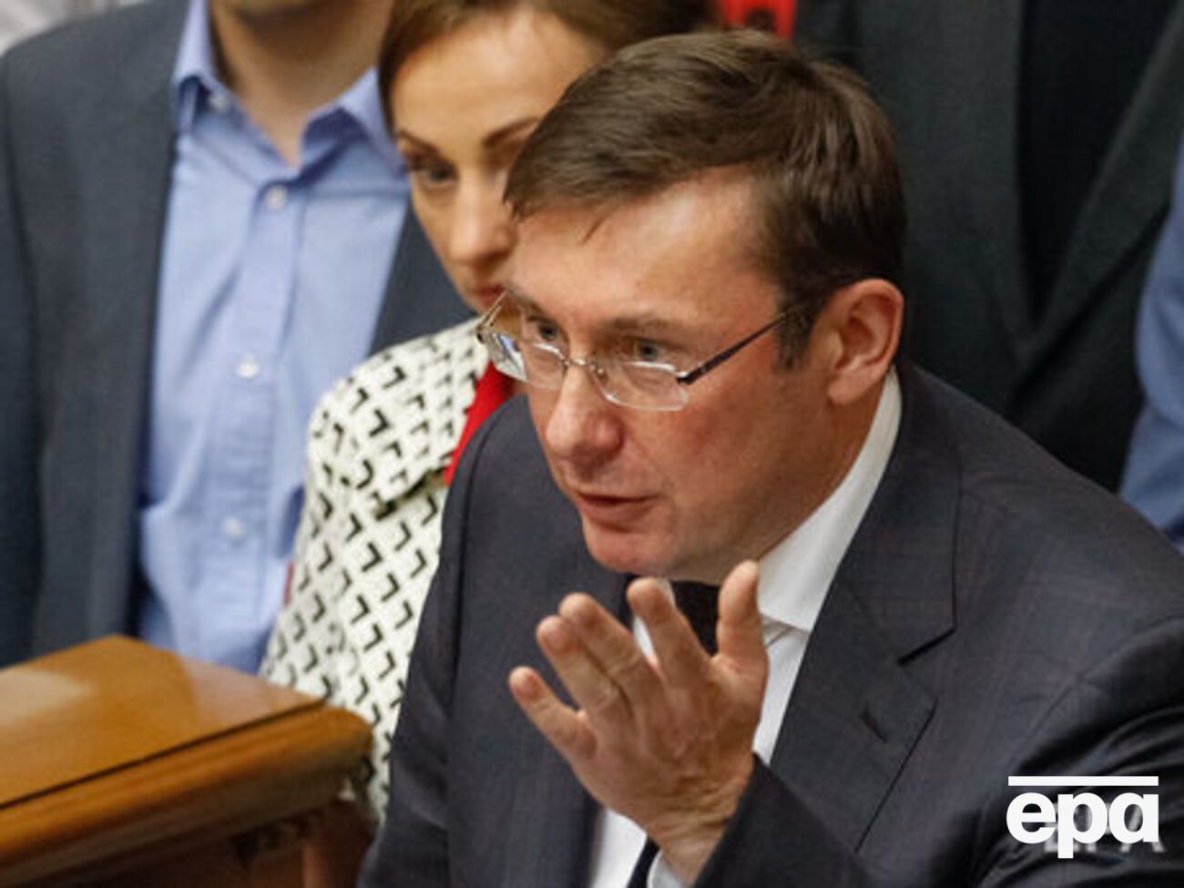 Луценко: Факт виплати сам собою в Україні не є караним