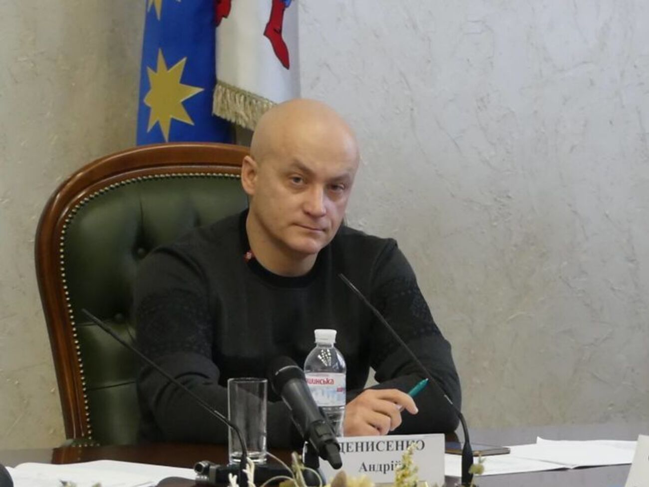 Денисенко висловив надію, що блогер презентує свою книгу
