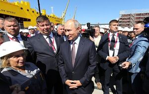 Путин пообщался с рабочими комплекса "Звезда" 11 сентября