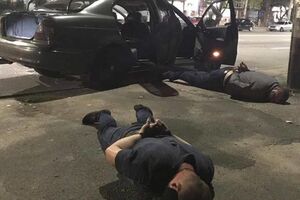 Зловмисників затримали під час передання частини обумовленої суми