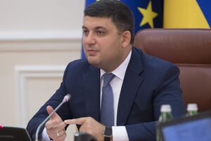 Премьер рассказал, сколько потратят на строительство дорог в следующем году