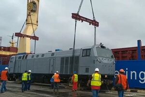 Локомотив General Electric доставили в Украину 10 сентября
