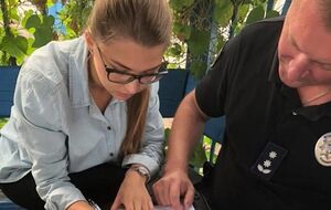 Журналистка попросила полицейских зафиксировать факт препятствования профессиональной деятельности и написала заявление