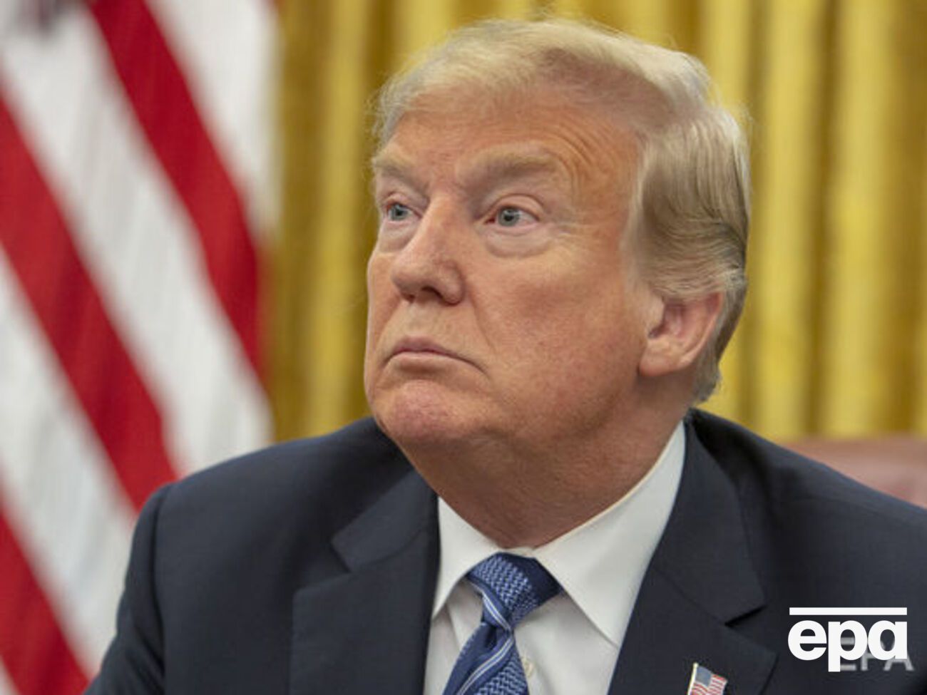 Трамп поручил спецслужбам расследовать возможное вмешательство в выборы из-за рубежа