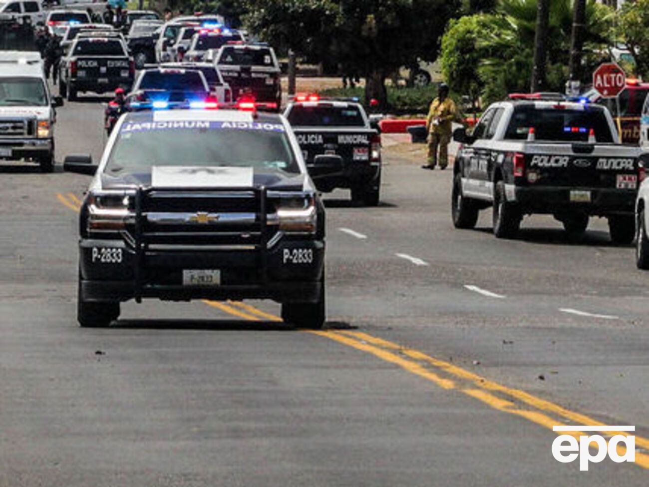 Полиция в США допрашивает около 30 человек, которые стали свидетелями преступления