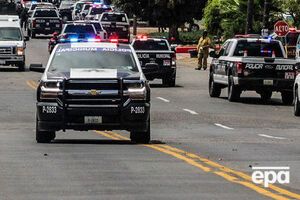 Поліція у США допитує приблизно 30 осіб, які стали свідками злочину