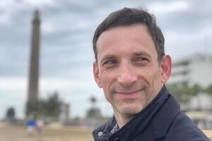 Россия скоро превратится в "страну Луговых", считает Портников