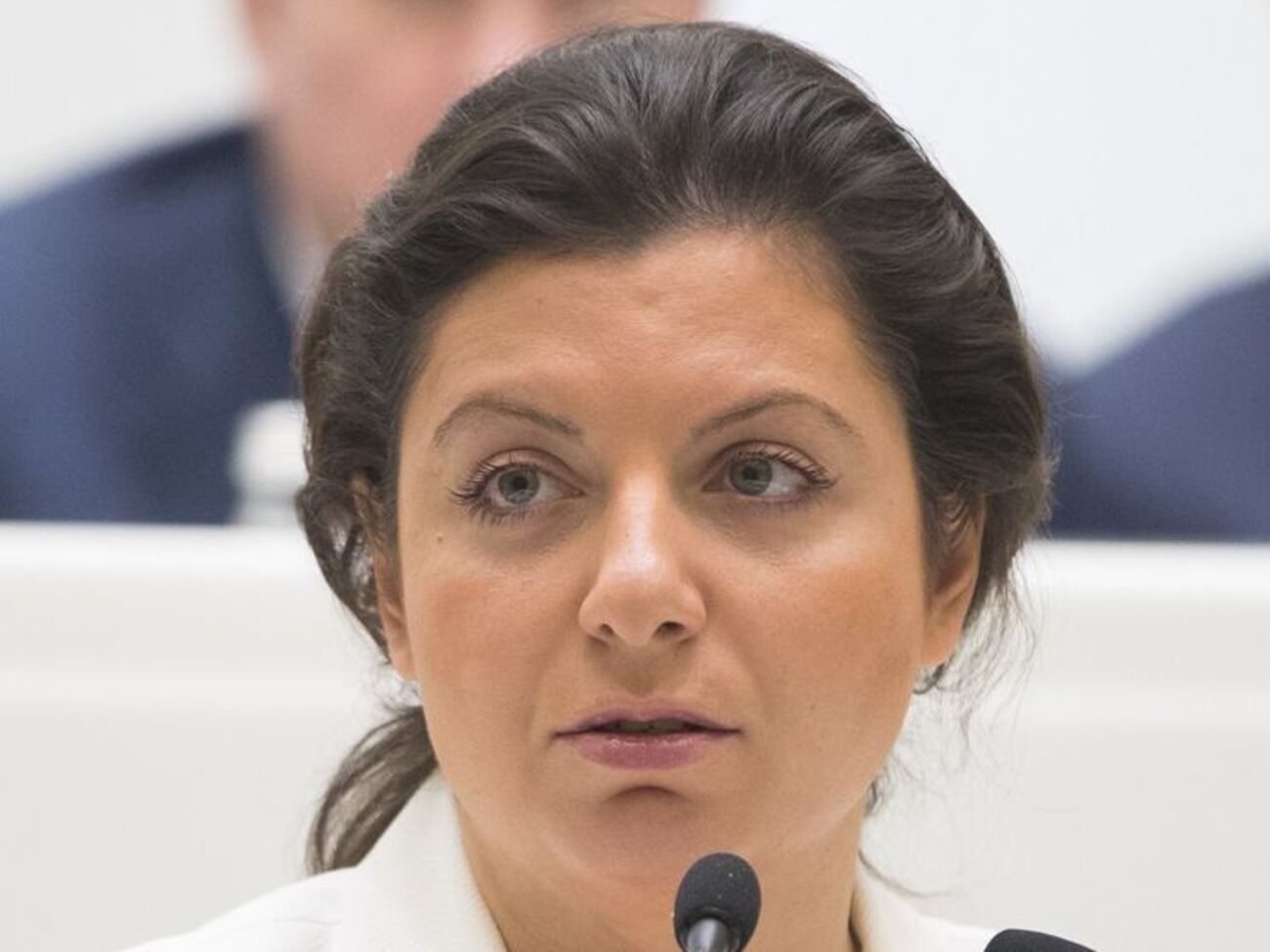 Симоньян заявила, что уже два года собирается сменить номер телефона