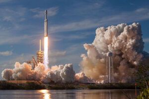 У червні SpaceX відклала відправлення туристів