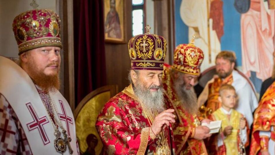 УПЦ МП має називатися Російською православною церквою, вважає Зоря