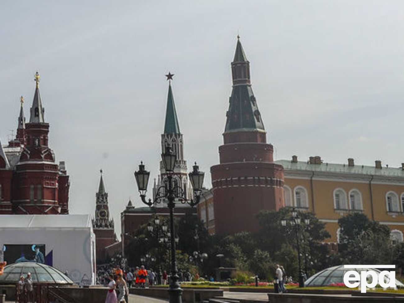 Социологи спросили у украинцев, в ком из потенциальных кандидатов в президенты Украины наиболее заинтересован Кремль