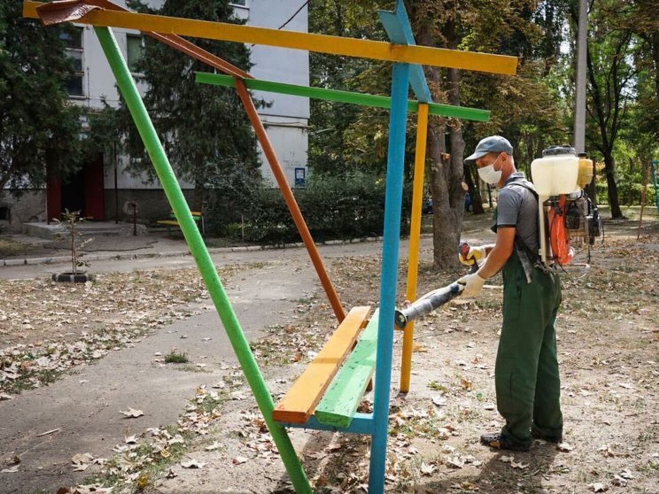 Оккупанты признали состояние воздуха в Армянске чрезвычайной ситуацией