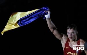 На кону поєдинку пояси Усика за версіями WBC, IBF, WBO і The Ring