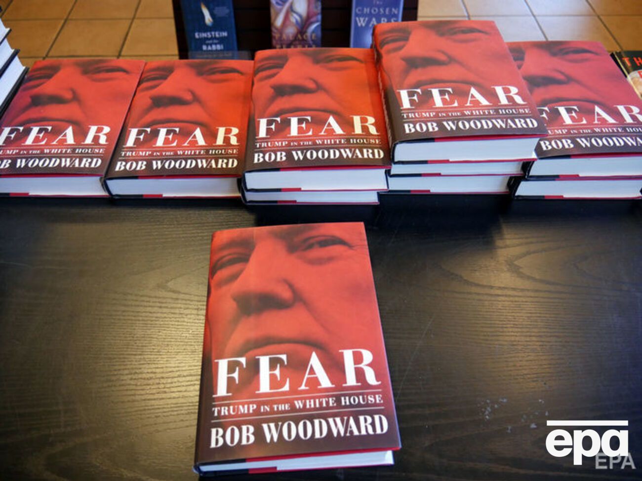 Книга "Страх: Трамп в Белом доме" поступила в продажу 11 сентября