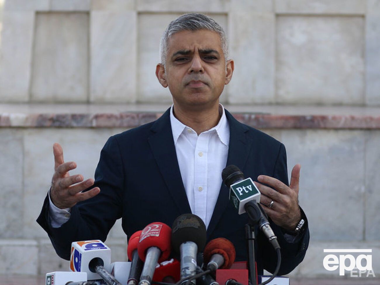 Хан отметил, что выступает против Brexit, но помогал правительству в этом вопросе после референдума