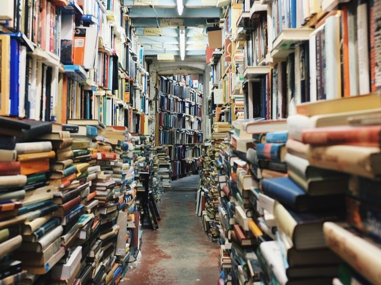 В список запрещенных внесена 201 книга