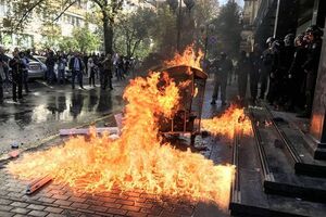 По факту столкновений под ГПУ полиция открыла два уголовных производства