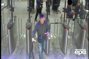 По номеру из досье Петрова журналисты дозвонились в минобороны России